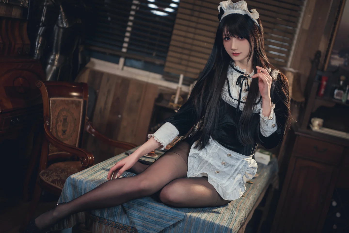 抖个姬灵 - 舰长 女仆 [16P] icoser.la (003).webp